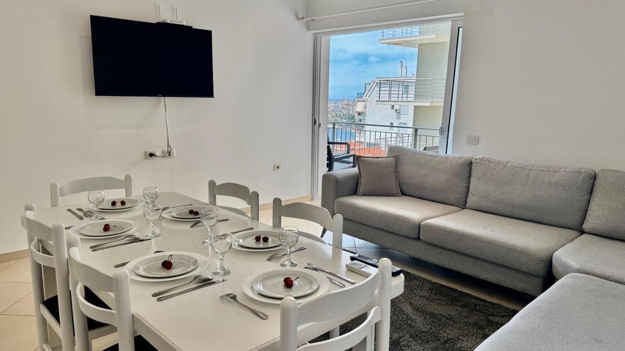 Sea And City View Apartment Sarandë Exterior foto