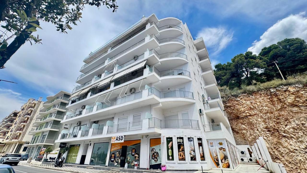 Sea And City View Apartment Sarandë Exterior foto
