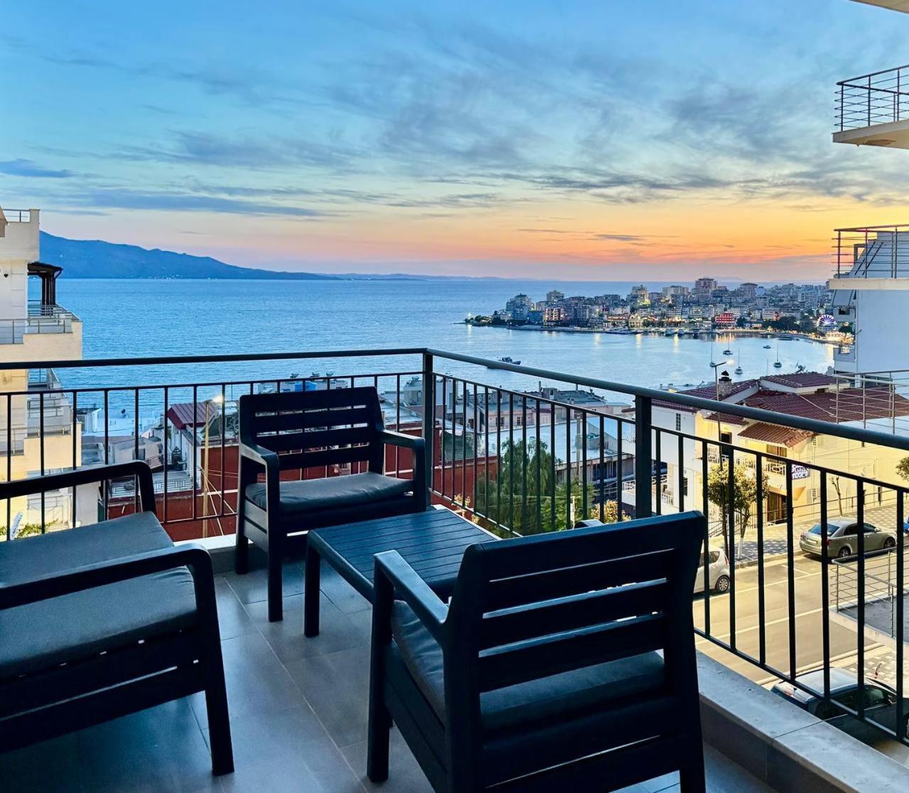 Sea And City View Apartment Sarandë Exterior foto